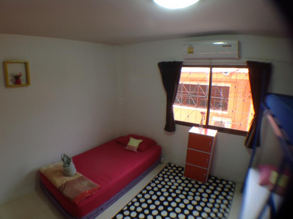 Green Leaf Guesthouse Krabi Exterior photo